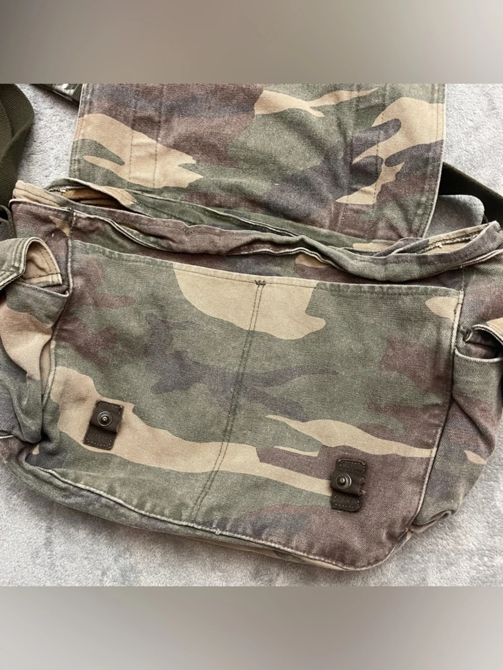 Old Navy Camo Messenger Bag Satchel Vintage 90s Woodland Y2K